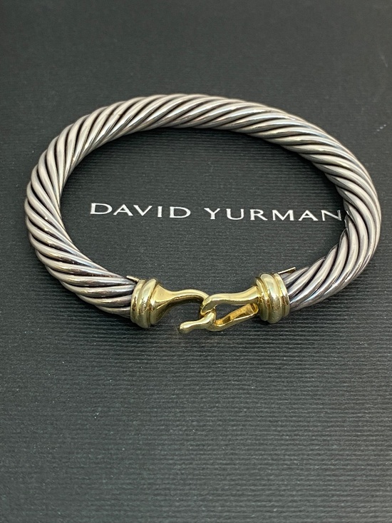 David Yurman Jewelry - David Yurman Classic cable Buckle Bracelet 14K Gold Medium MSRP $2300